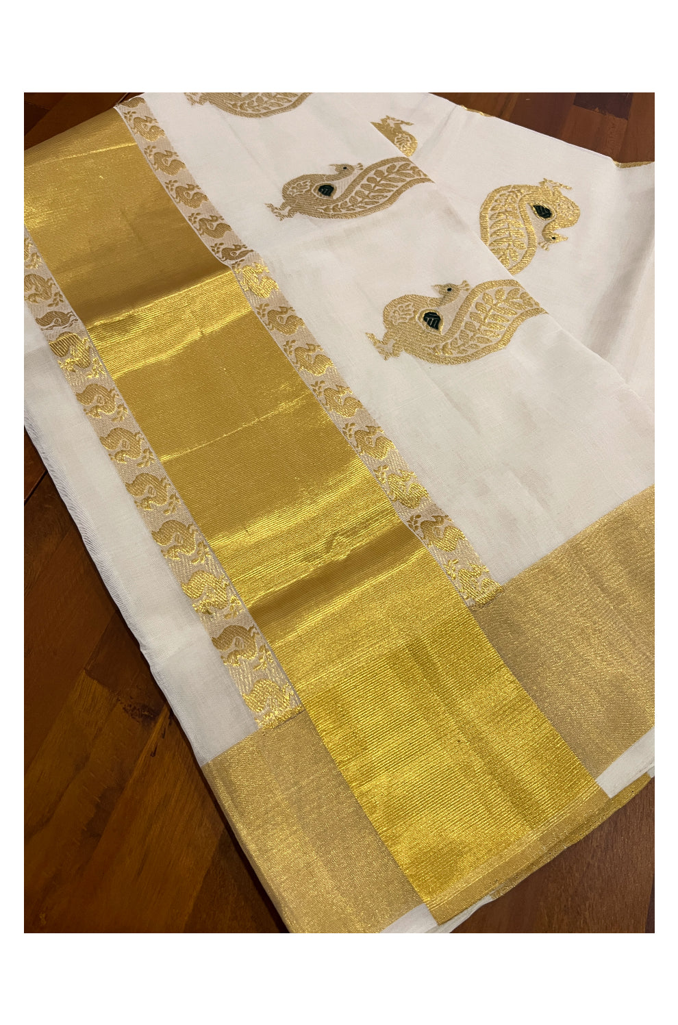 Southloom™ Original Handloom Cotton Kasavu Handwoven Peacock Motifs Saree