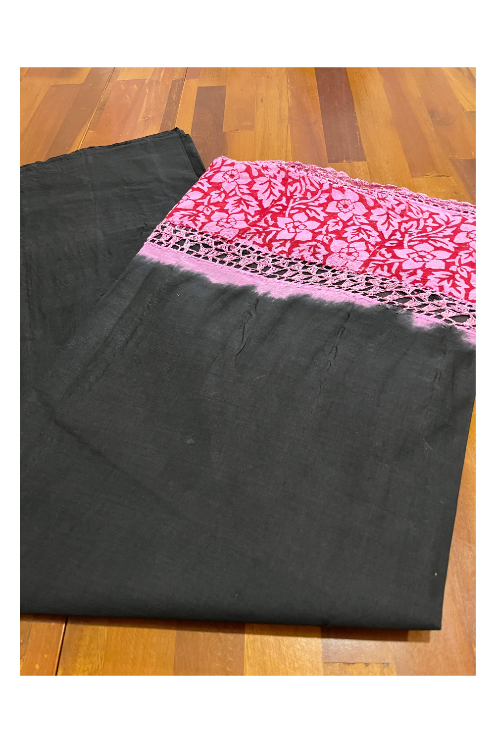 Southloom Pure Cotton Black Saree with Designer Pink Crochet works on Border