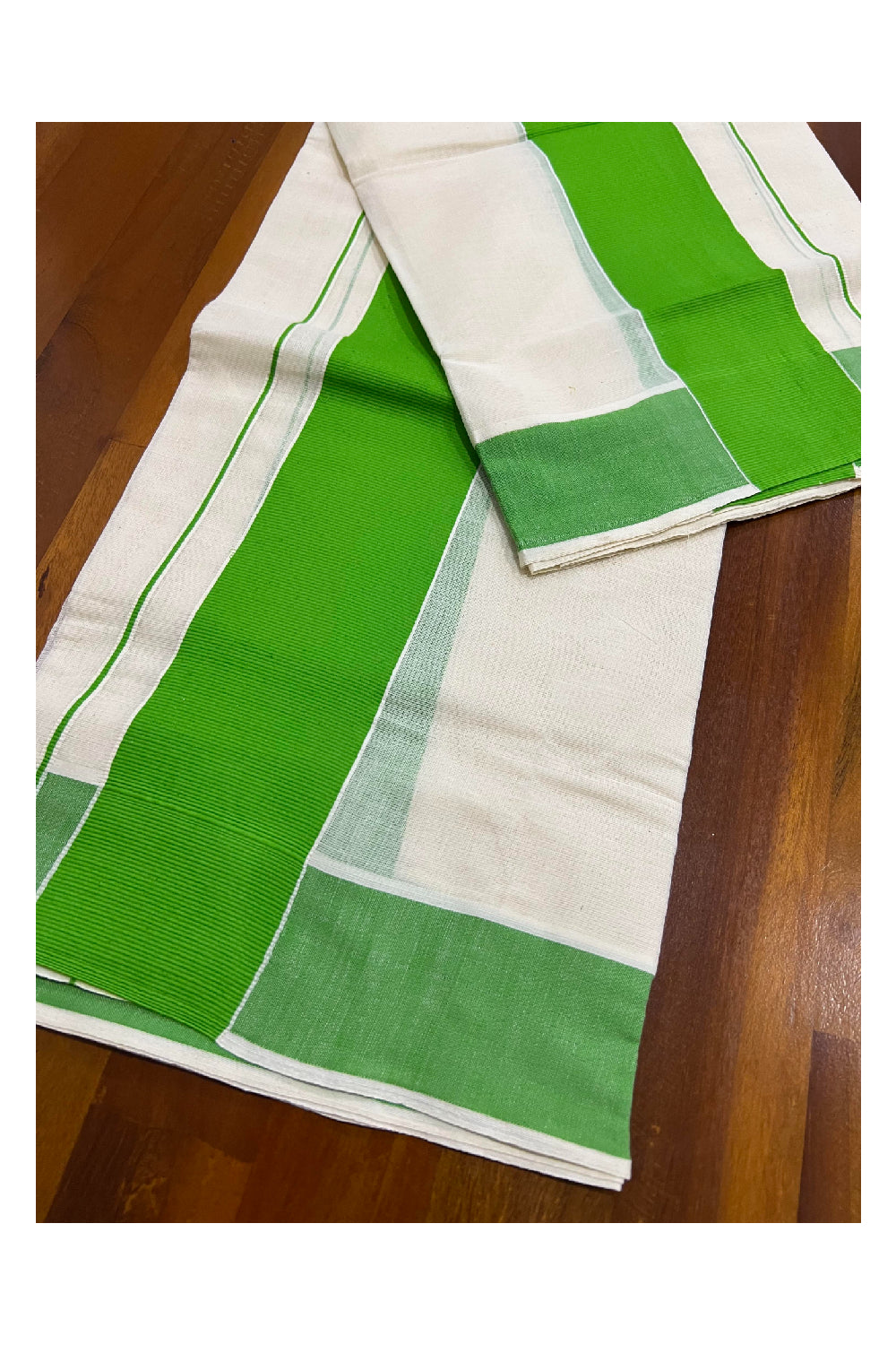 Kerala Cotton Mundum Neriyathum Single (Set Mundu) with Light Green Border