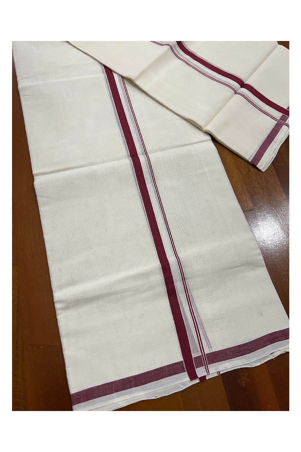 Southloom™ Premium Handloom Mundum Neriyathum (Set Mundu) with 0.5 inch Maroon Border (Weaver: Jaya)