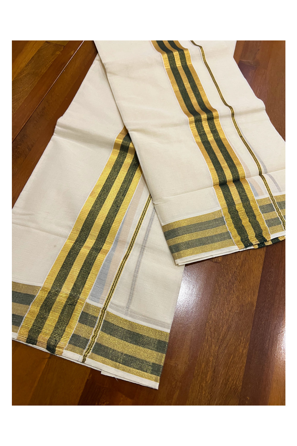 Pure Cotton Kerala Single Set Mundu (Mundum Neriyathum) with Green and Kasavu Line Border