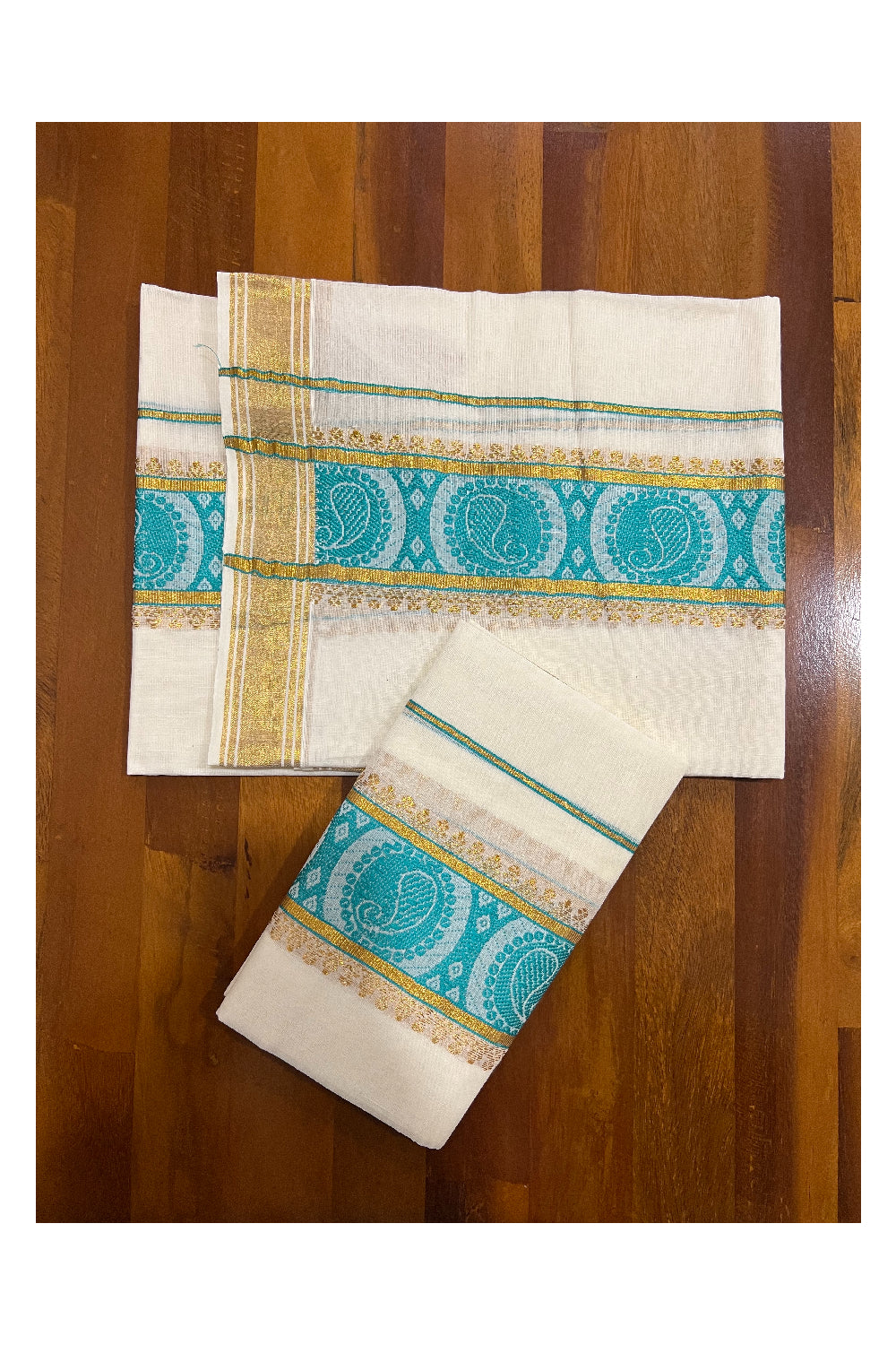 Southloom Onam 2022 Kasavu Set Mundu with Design Woven Turquoise Kara