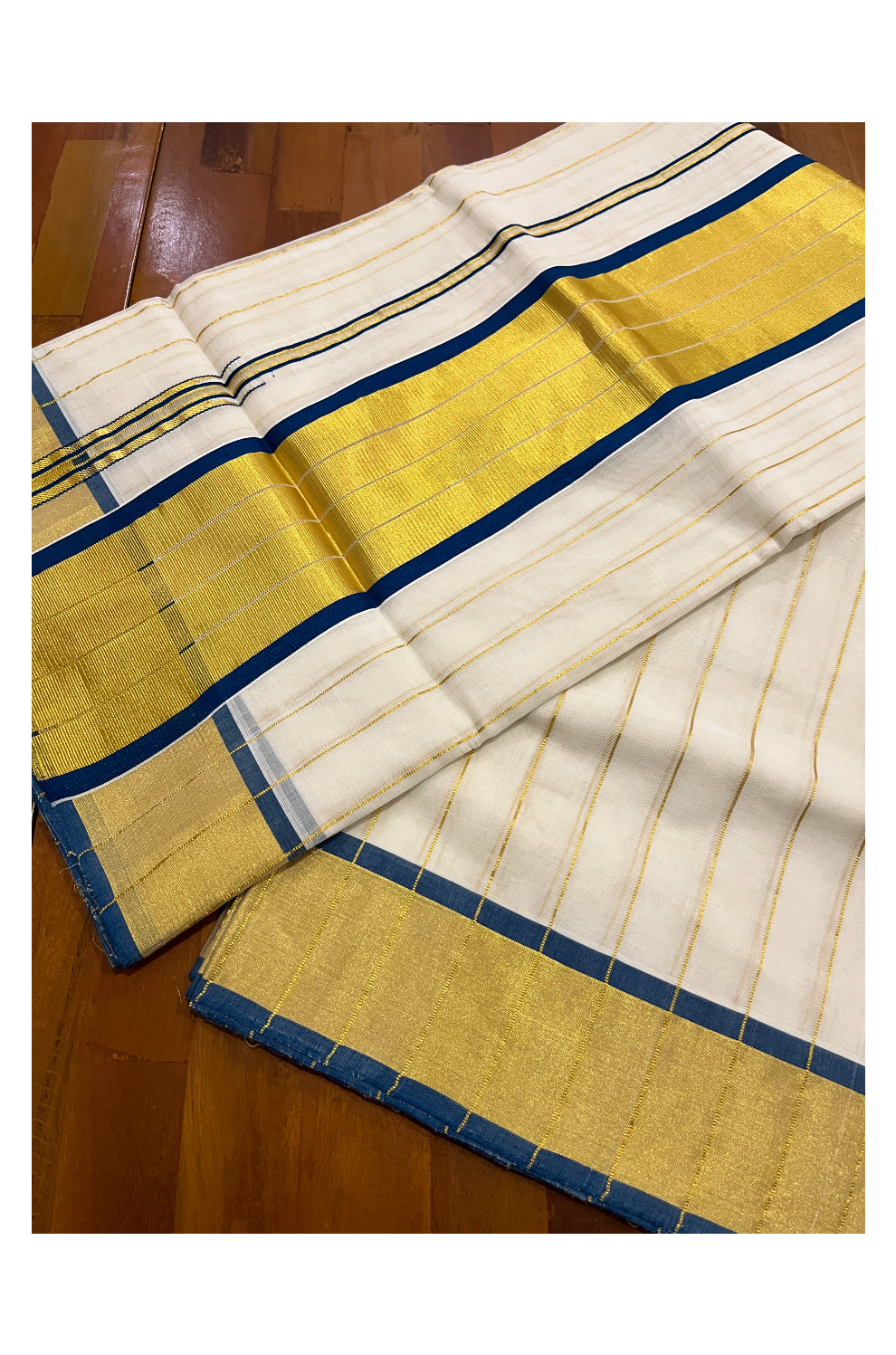 Southloom™ Original Handloom Cotton Saree with Blue Border and Kasavu Lines Across Body