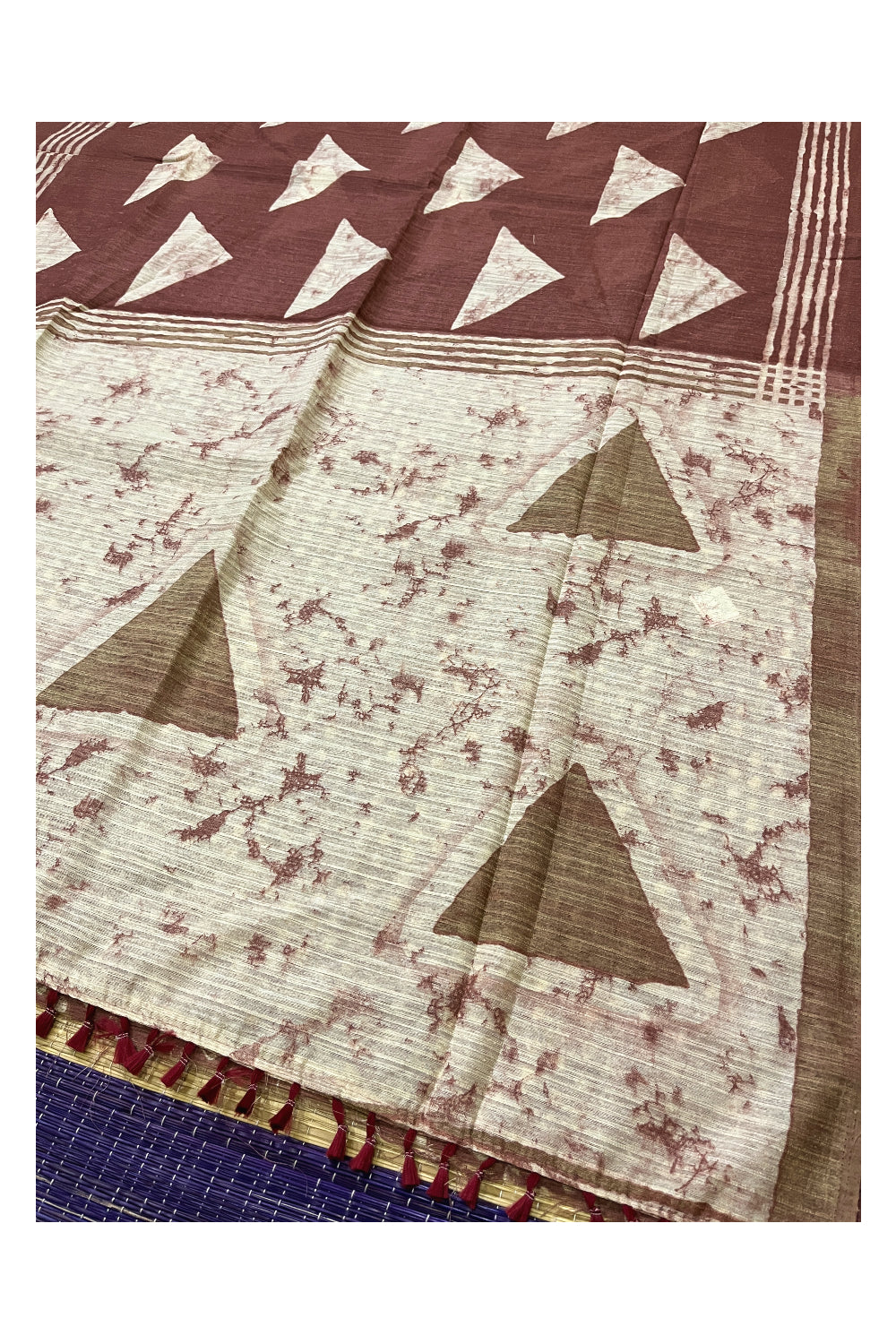 Southloom Art Silk Saree with Maroon and Beige Prints on Body