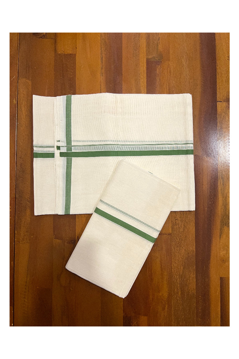 Southloom™ Premium Handloom Mundum Neriyathum (Set Mundu) with 0.5 inch Green Border (Weaver: Jaya)