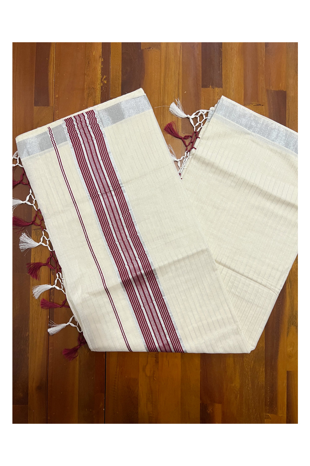 Pure Cotton Kerala Silver Lines Saree with Maroon and Silver Pallu