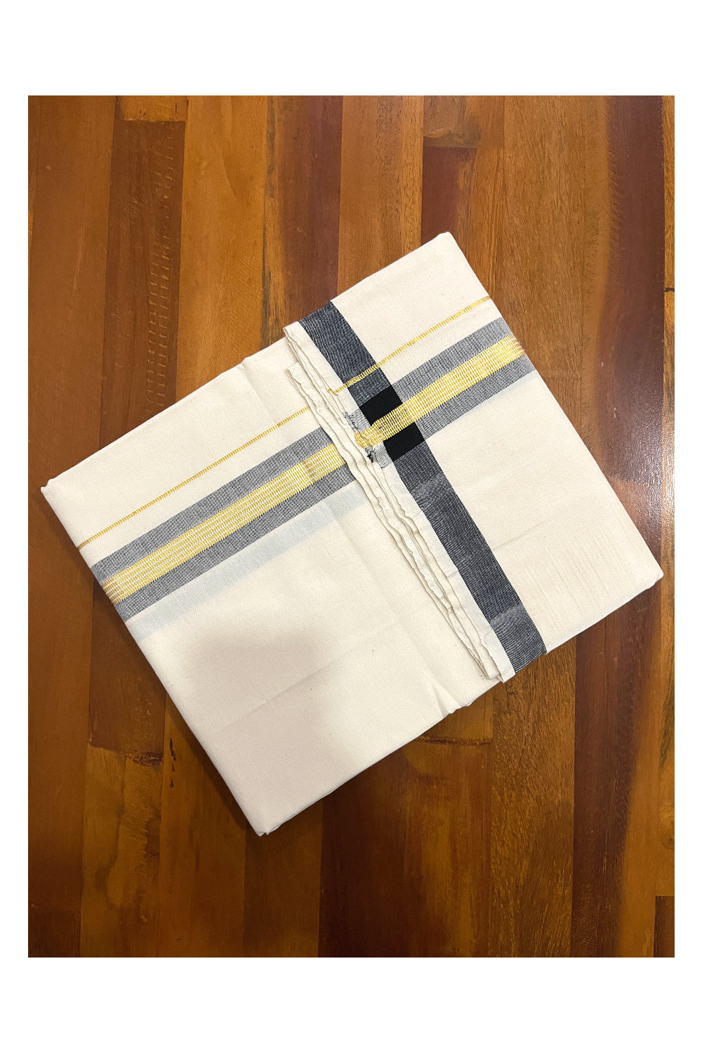 Southloom Balaramapuram Handloom Off White SINGLE Mundu (Otta Mundu) with Black and Kasavu Border (South Indian Dhoti)