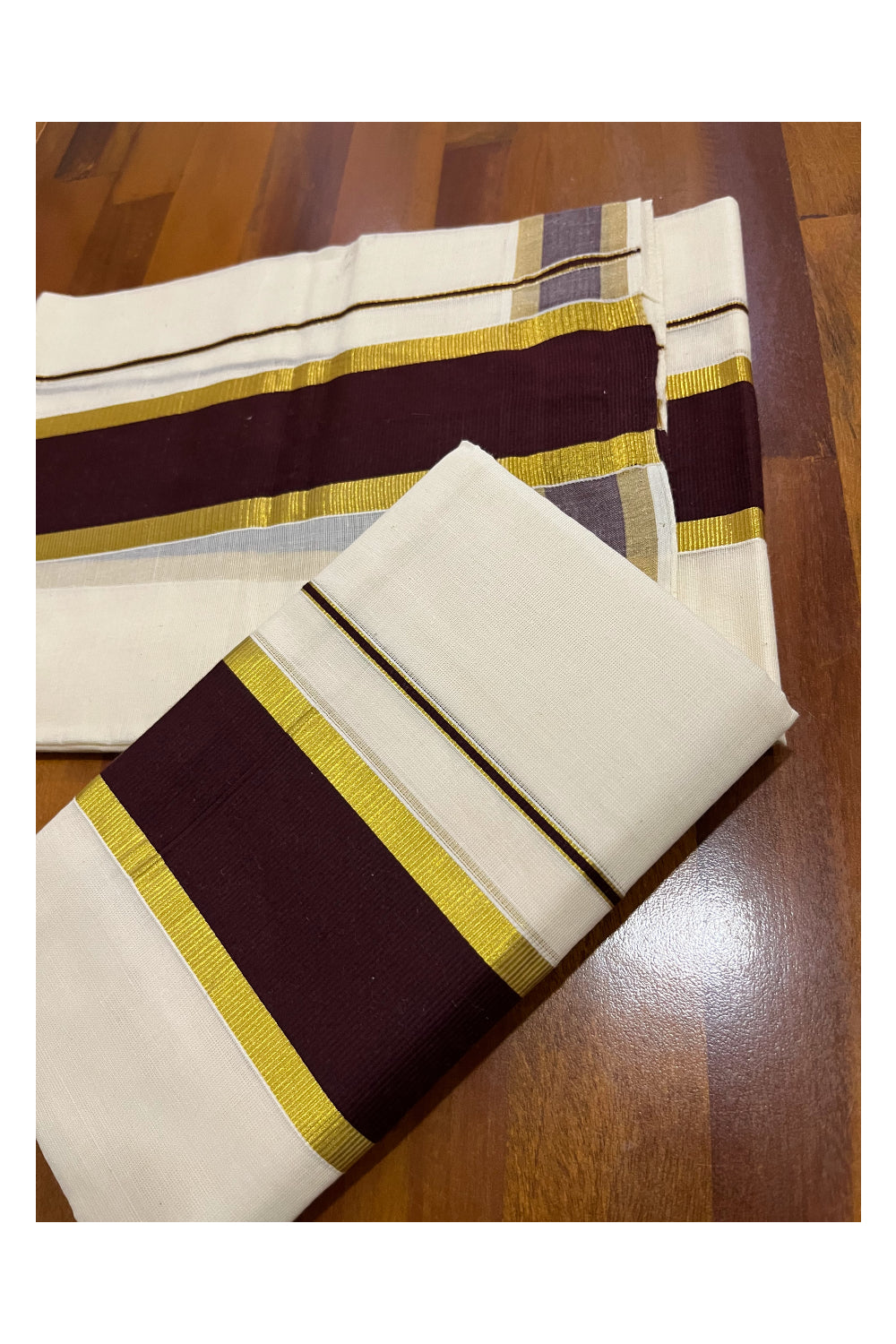 Pure Cotton Kerala Single Set Mundu (Mundum Neriyathum) with Brown and Kasavu Border 2.80 Mtrs