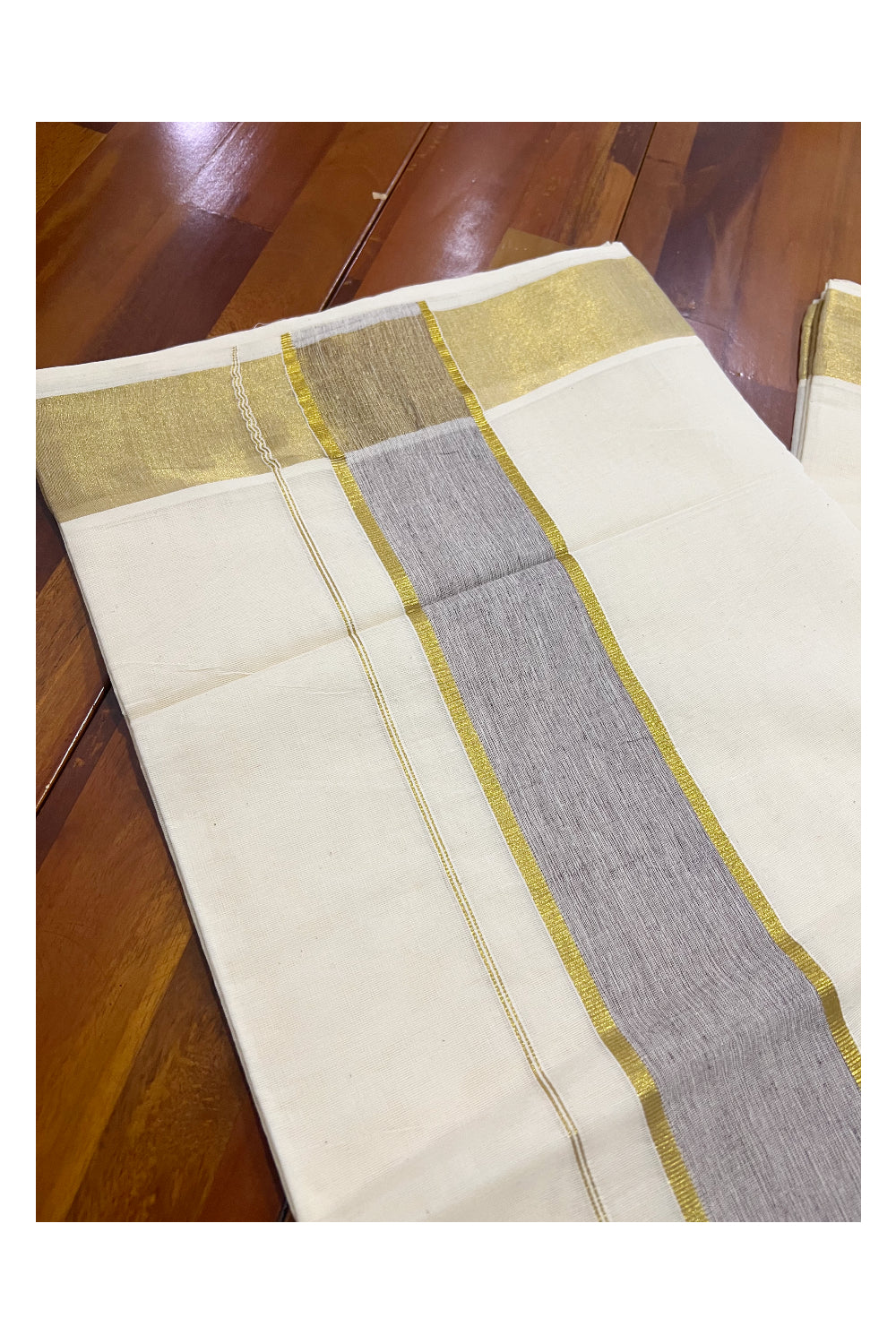 Pure Cotton Kerala Plain Saree with Kasavu Border and Brown Kasavu Pallu