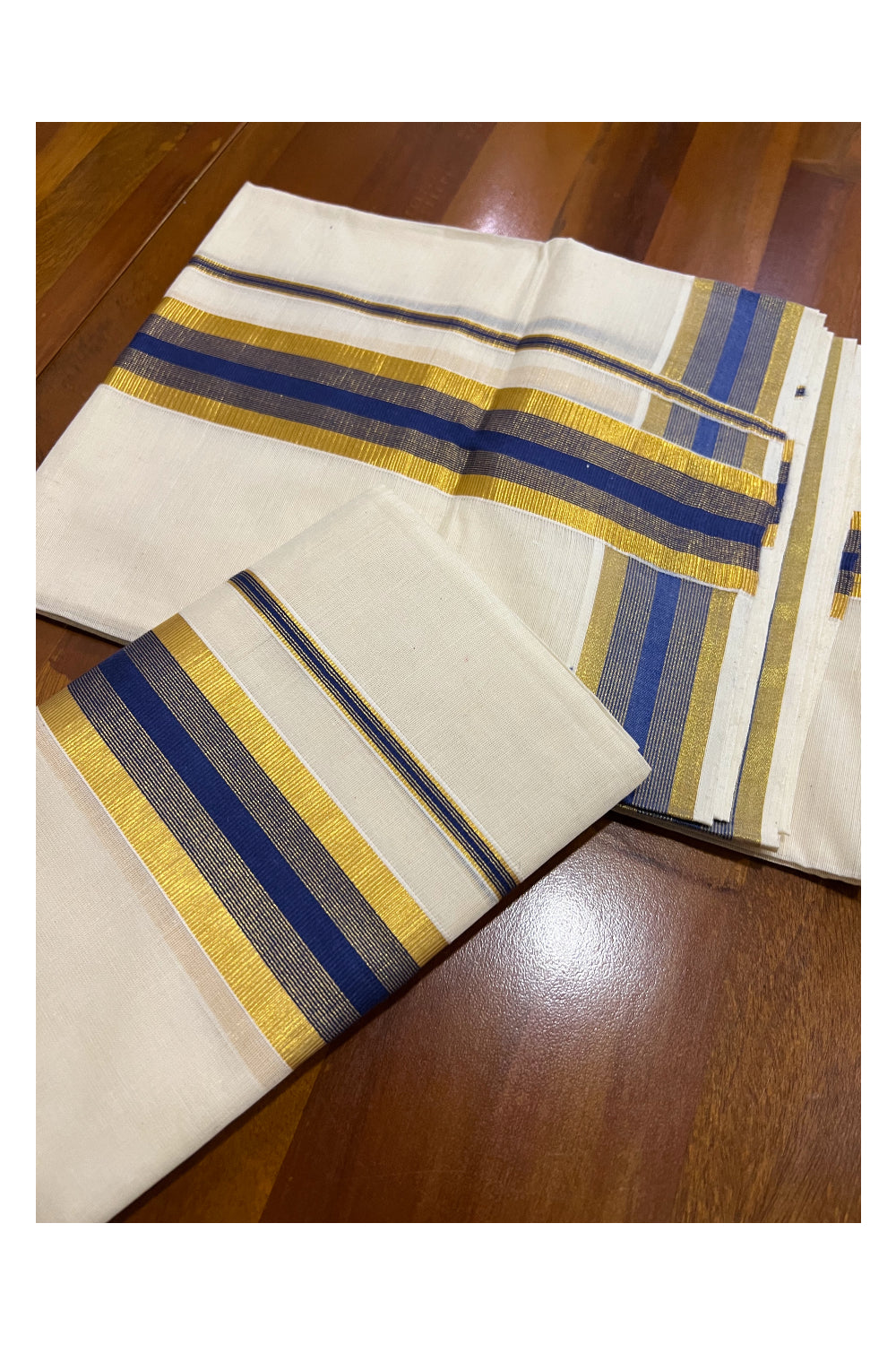 Kerala Cotton Mundum Neriyathum Single (Set Mundu) with Blue and Kasavu Border 2.80 Mtrs