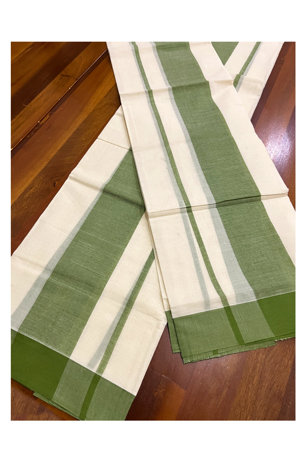 Pure Cotton Single Set Mundu (Mundum Neriyathum) with Green Border