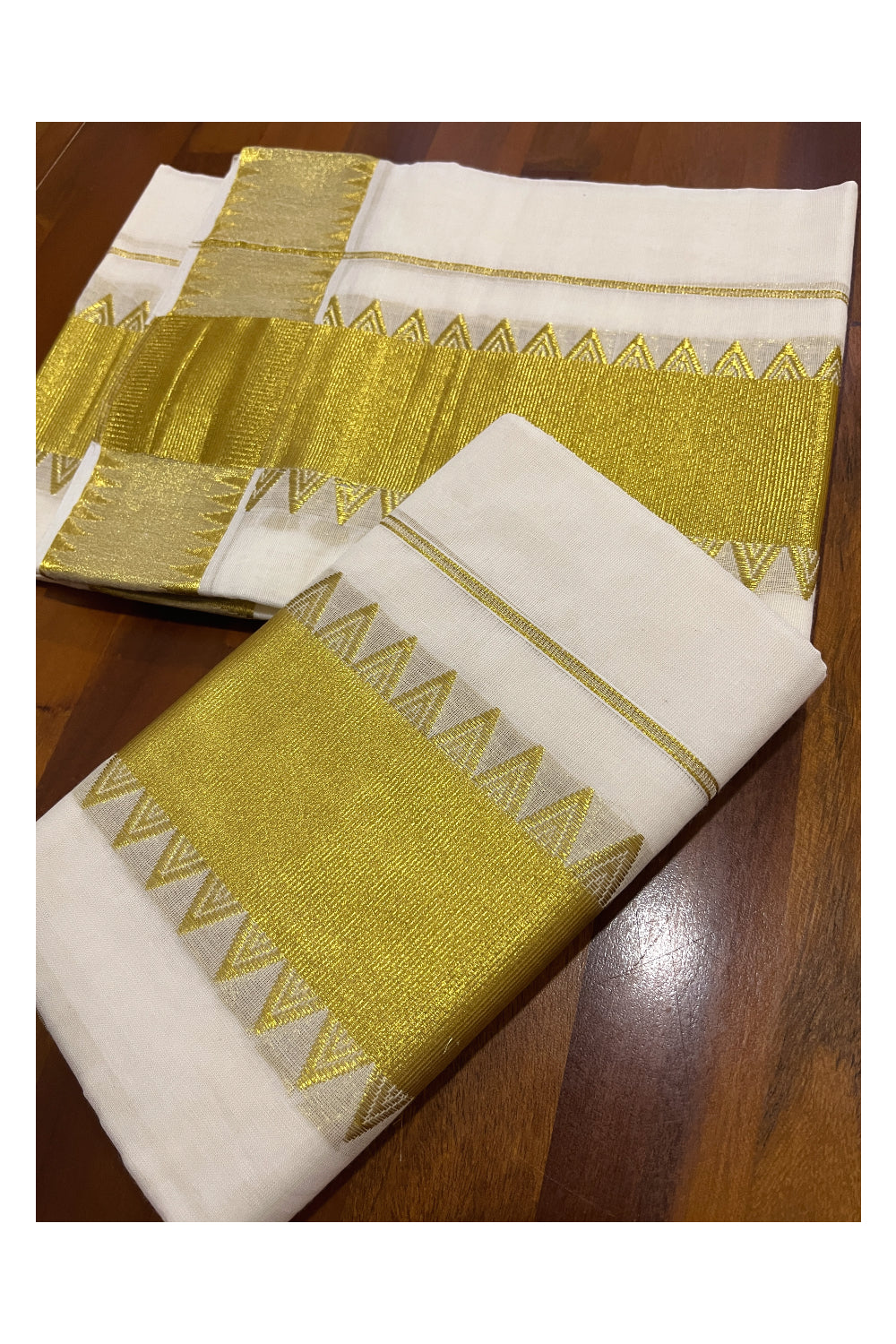 Kerala Cotton Mundum Neriyathum Single (Set Mundu) with Kasavu Temple Woven Border 2.80 Mtrs