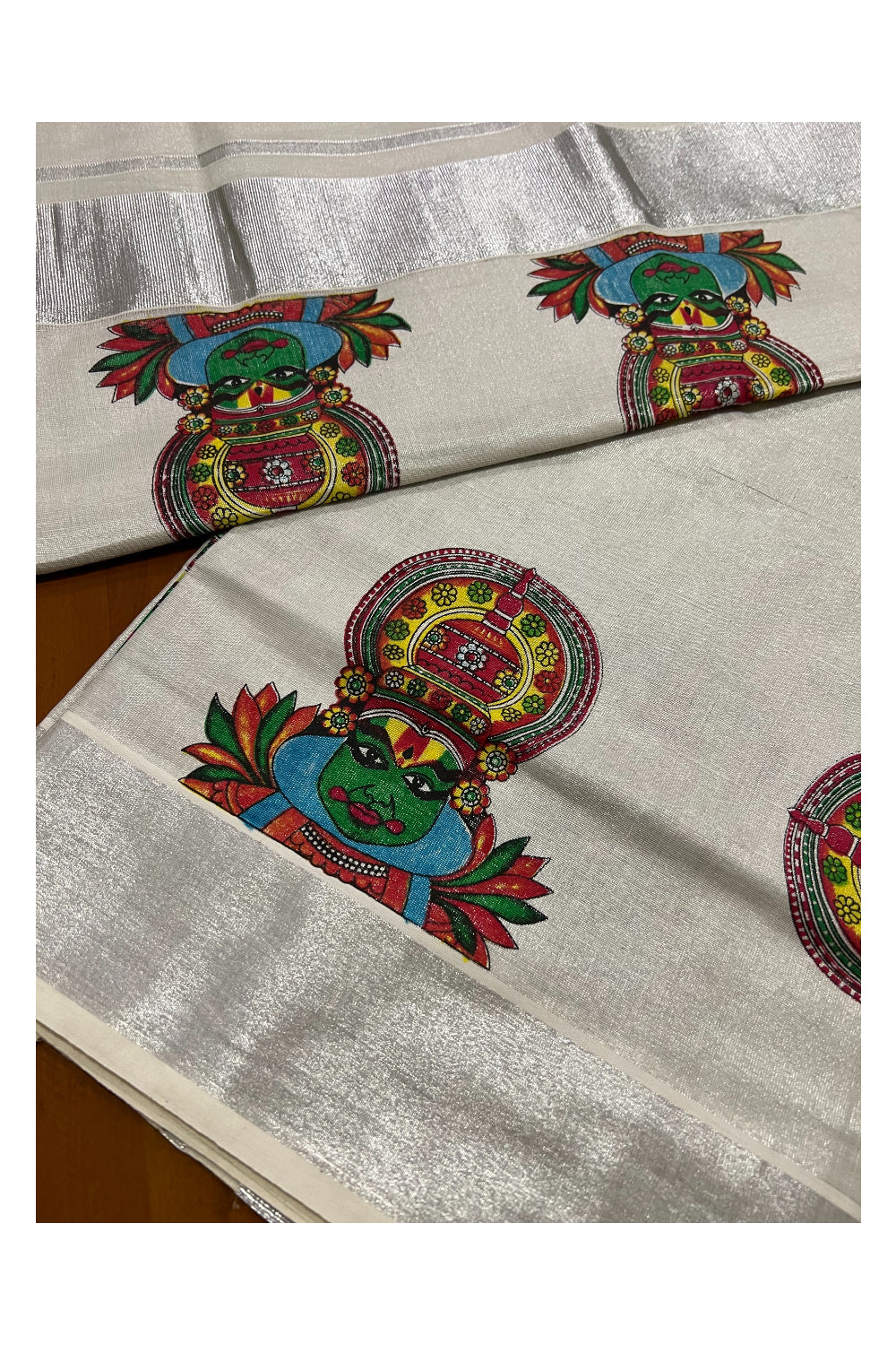 Kerala Silver Tissue Kasavu Saree with Mural Kathakali Design