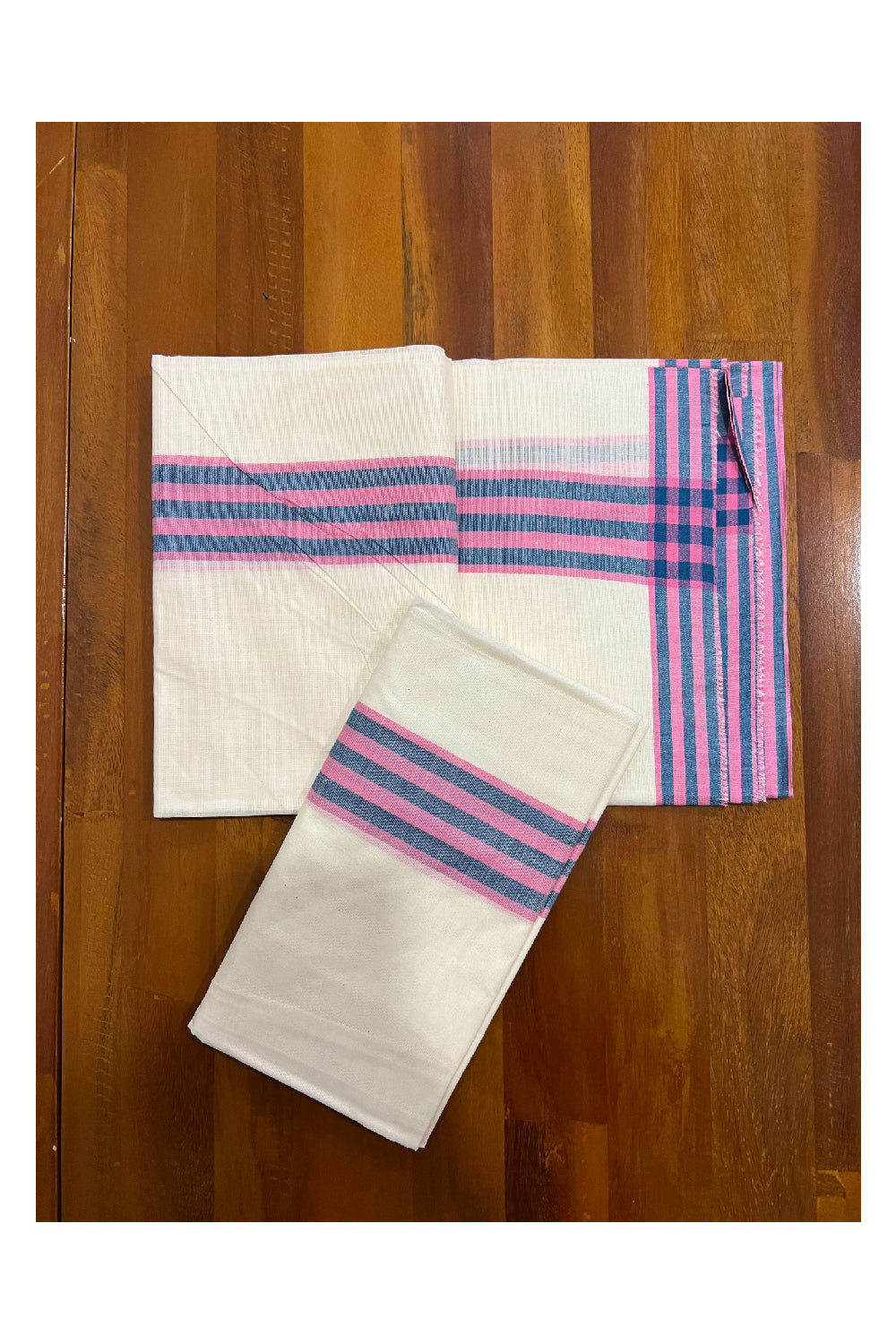 Kerala Cotton Mundum Neriyathum Single (Set Mundu) with Mulloth Design Pink and Green Border (Extra Soft Cotton)