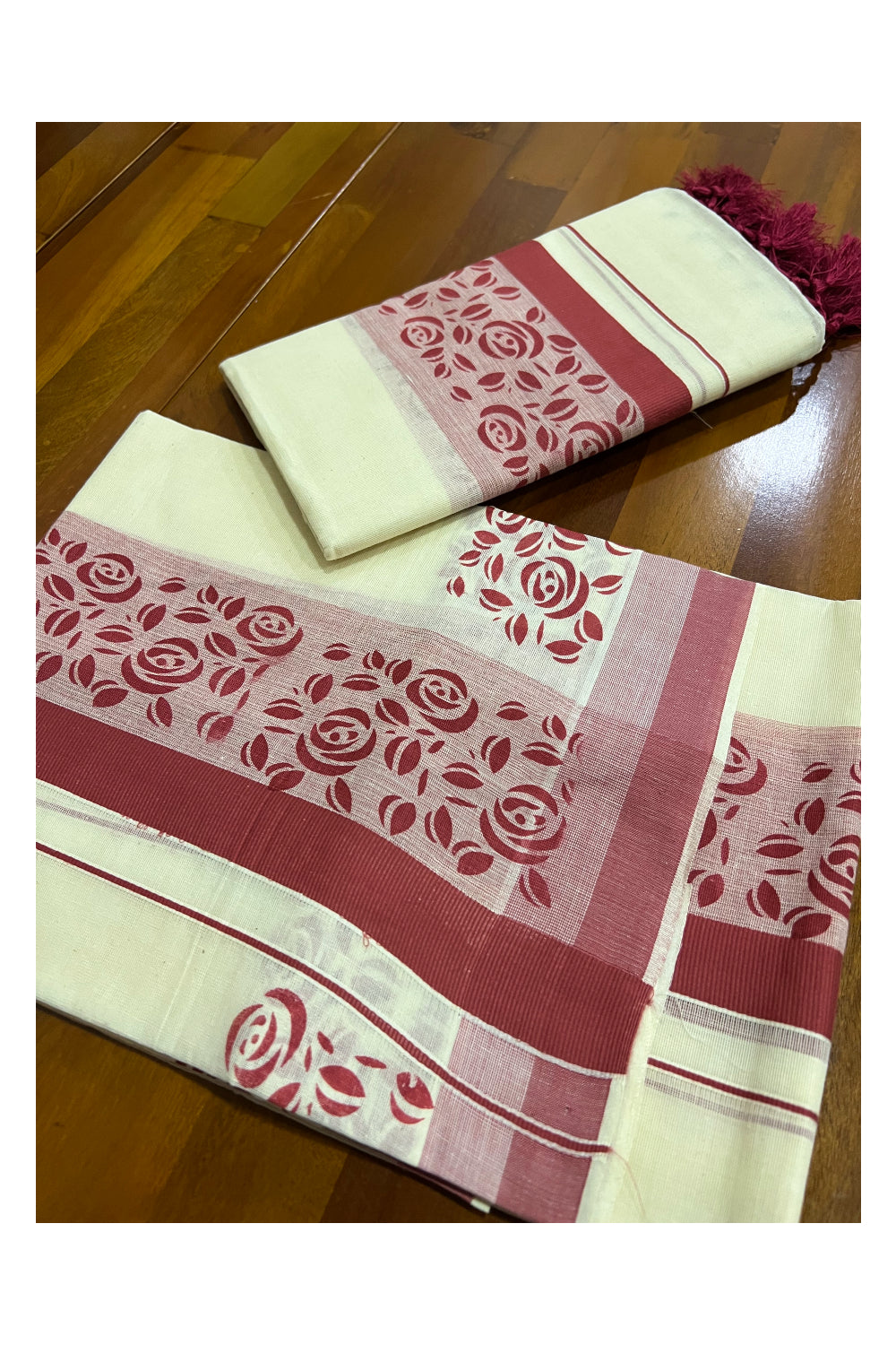 Kerala Cotton Mundum Neriyathum Single (Set Mundu) with Red Floral Block Print Border and Tassels Work