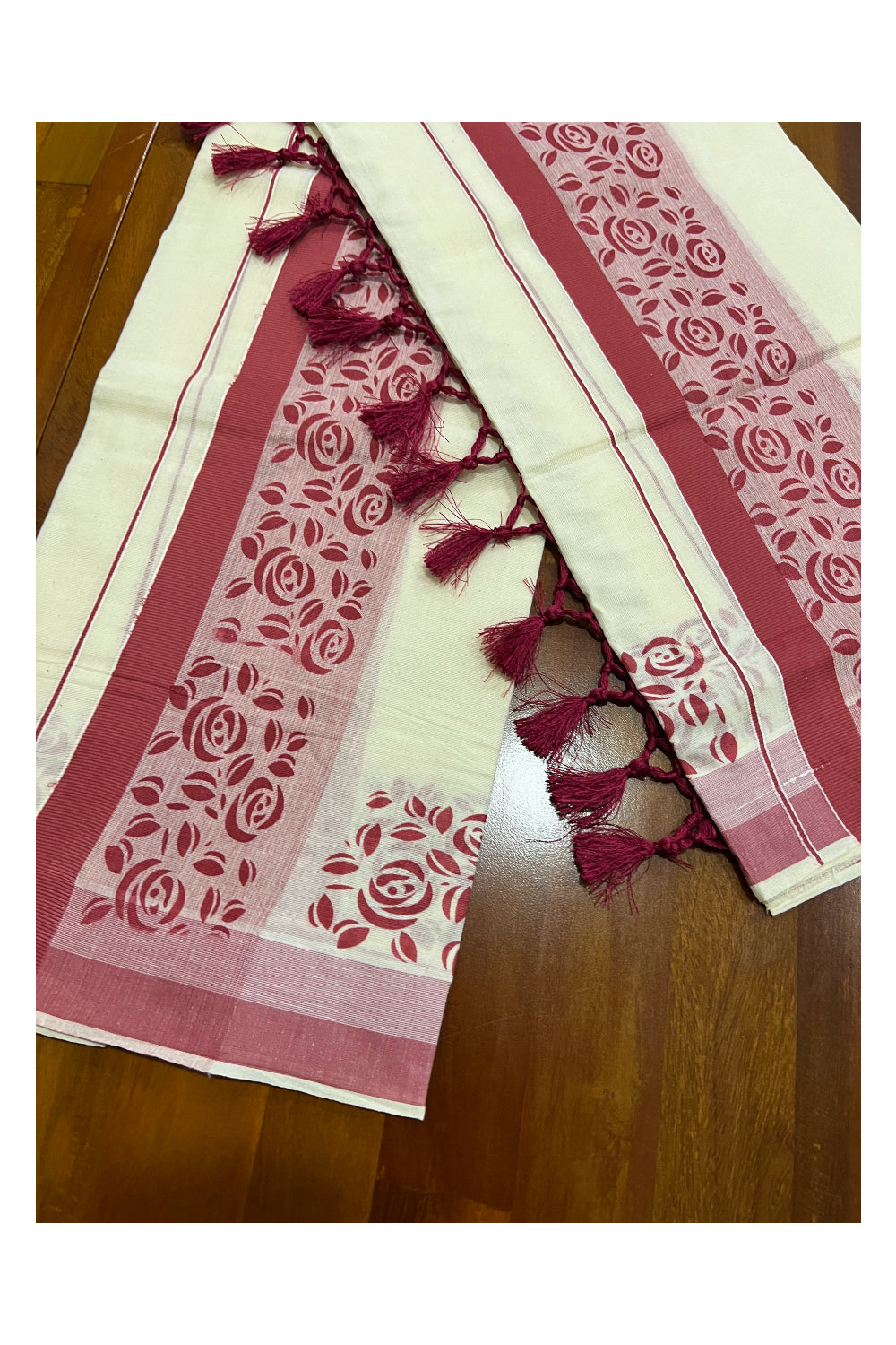 Kerala Cotton Mundum Neriyathum Single (Set Mundu) with Red Floral Block Print Border and Tassels Work