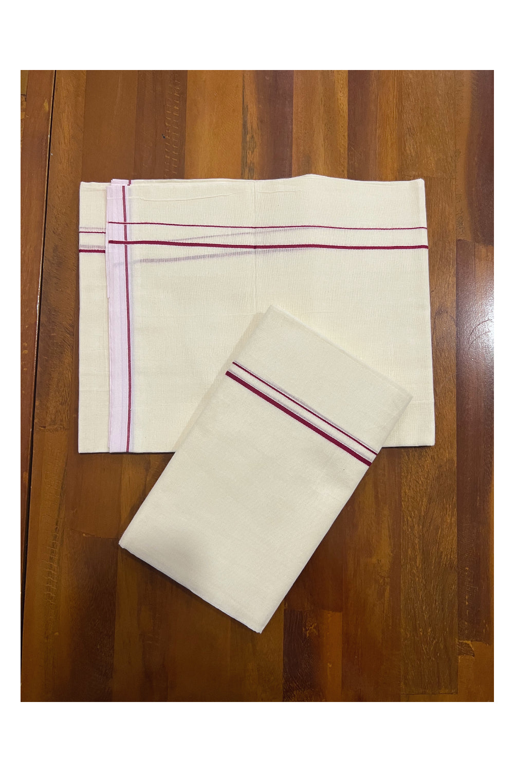 Kerala Cotton Mundum Neriyathum Single (Set Mundu) with Maroon Eerkkil Kara