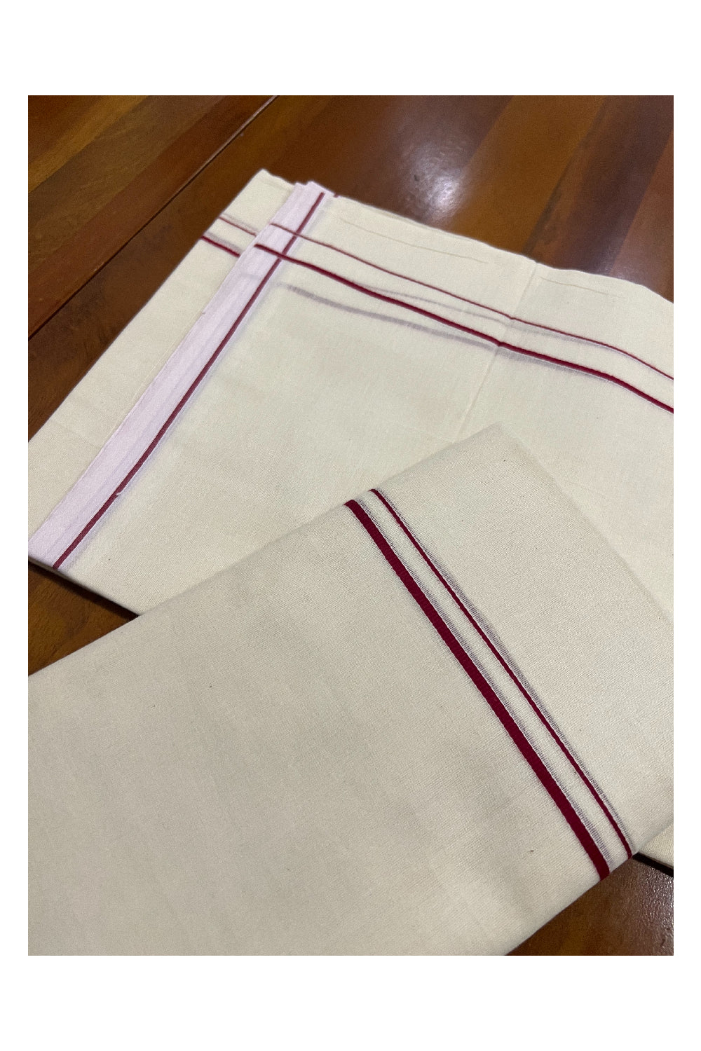 Kerala Cotton Mundum Neriyathum Single (Set Mundu) with Maroon Eerkkil Kara