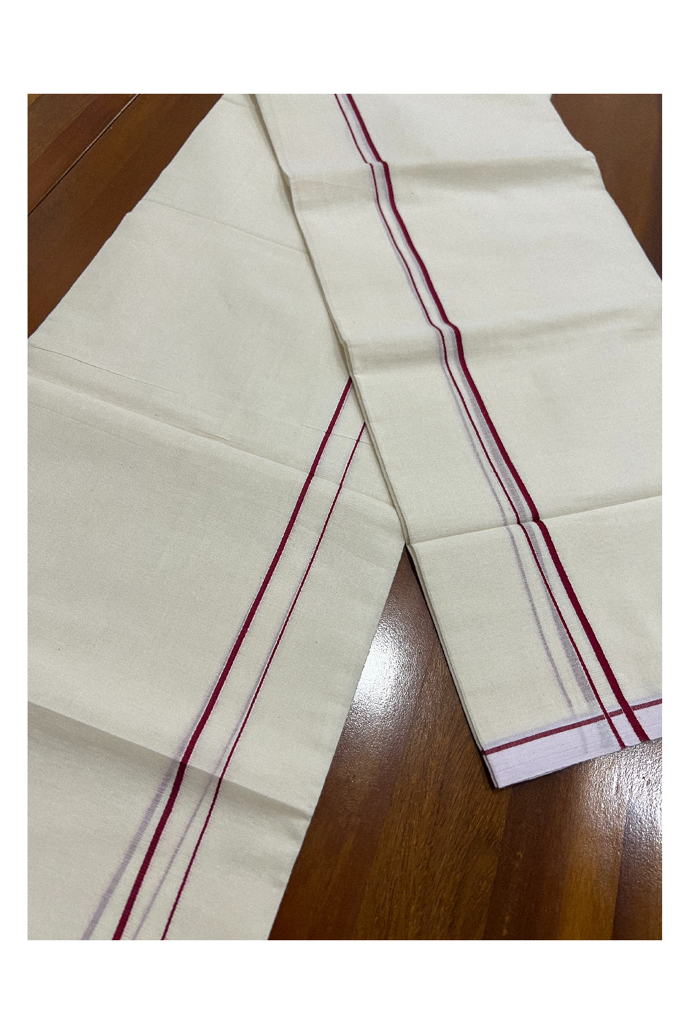 Kerala Cotton Mundum Neriyathum Single (Set Mundu) with Maroon Eerkkil Kara