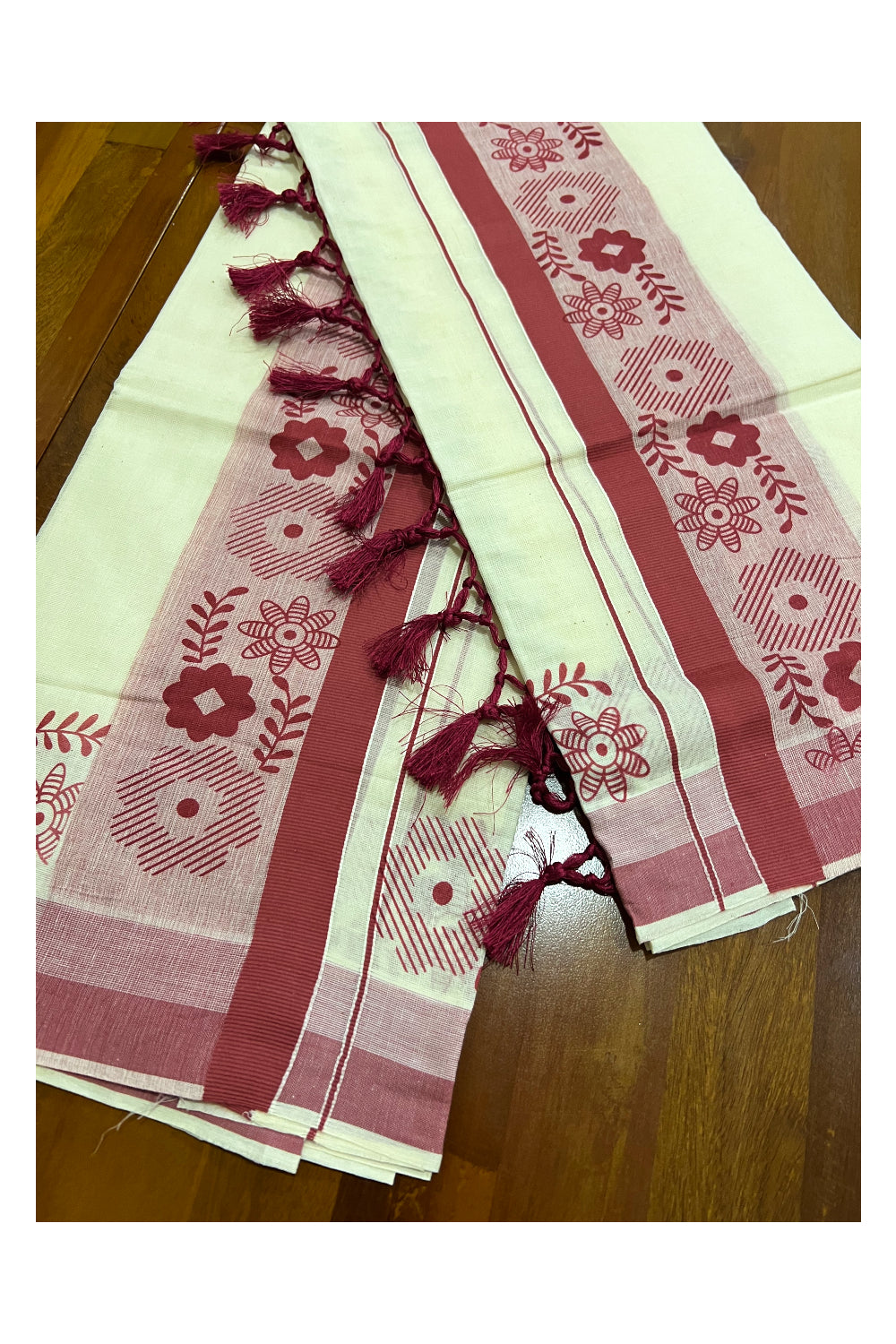 Kerala Cotton Mundum Neriyathum Single (Set Mundu) with Red Floral Block Print Border and Tassels Work