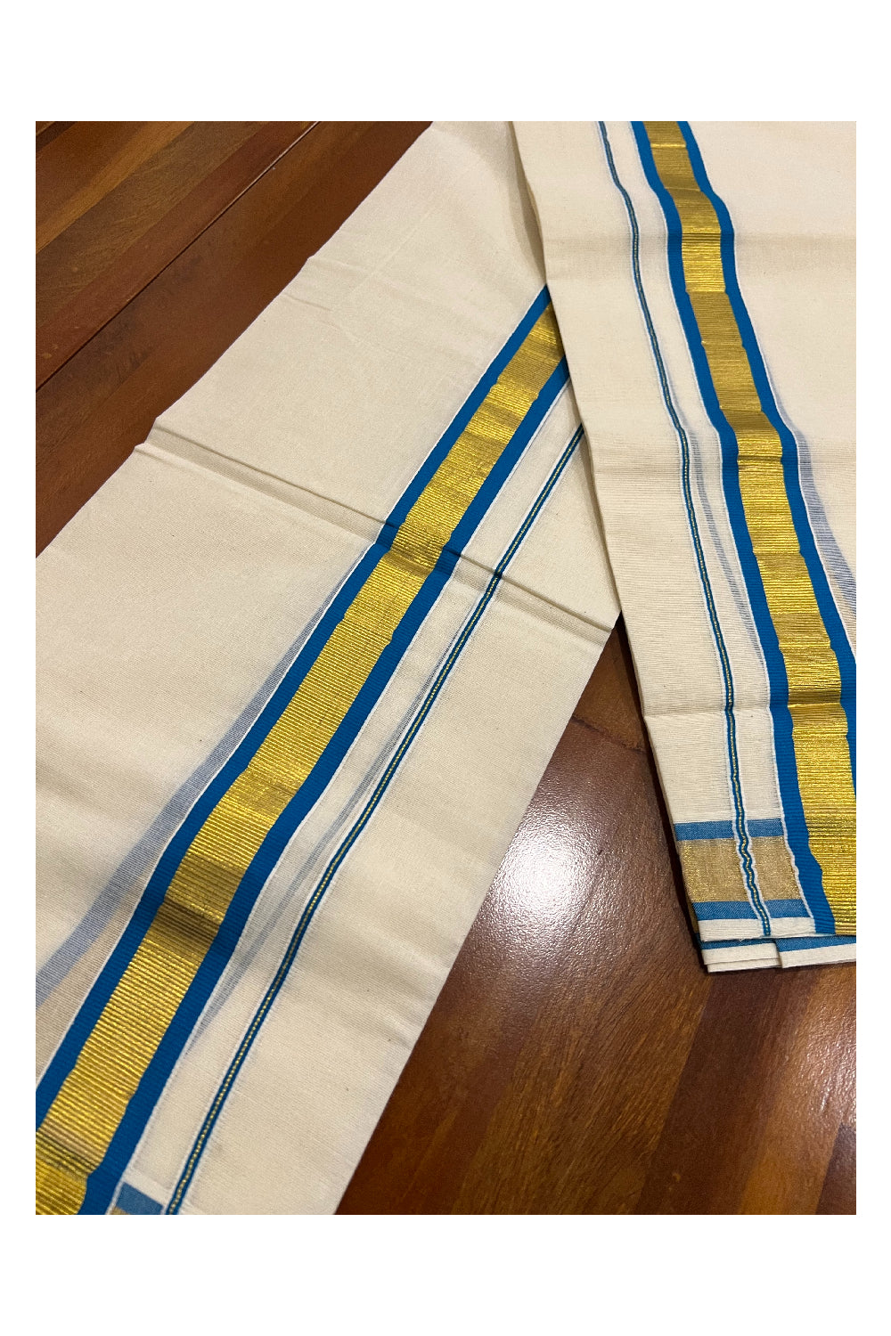 Kerala Cotton Mundum Neriyathum Single (Set Mundu) with Blue and Kasavu Border 2.80 Mtrs